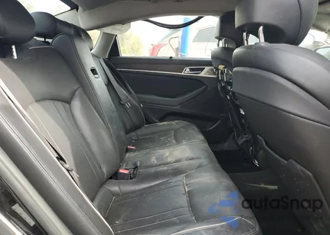 2018 Genesis G80 Base из США, поврежденный, VIN KMHGN4JE4JU251014